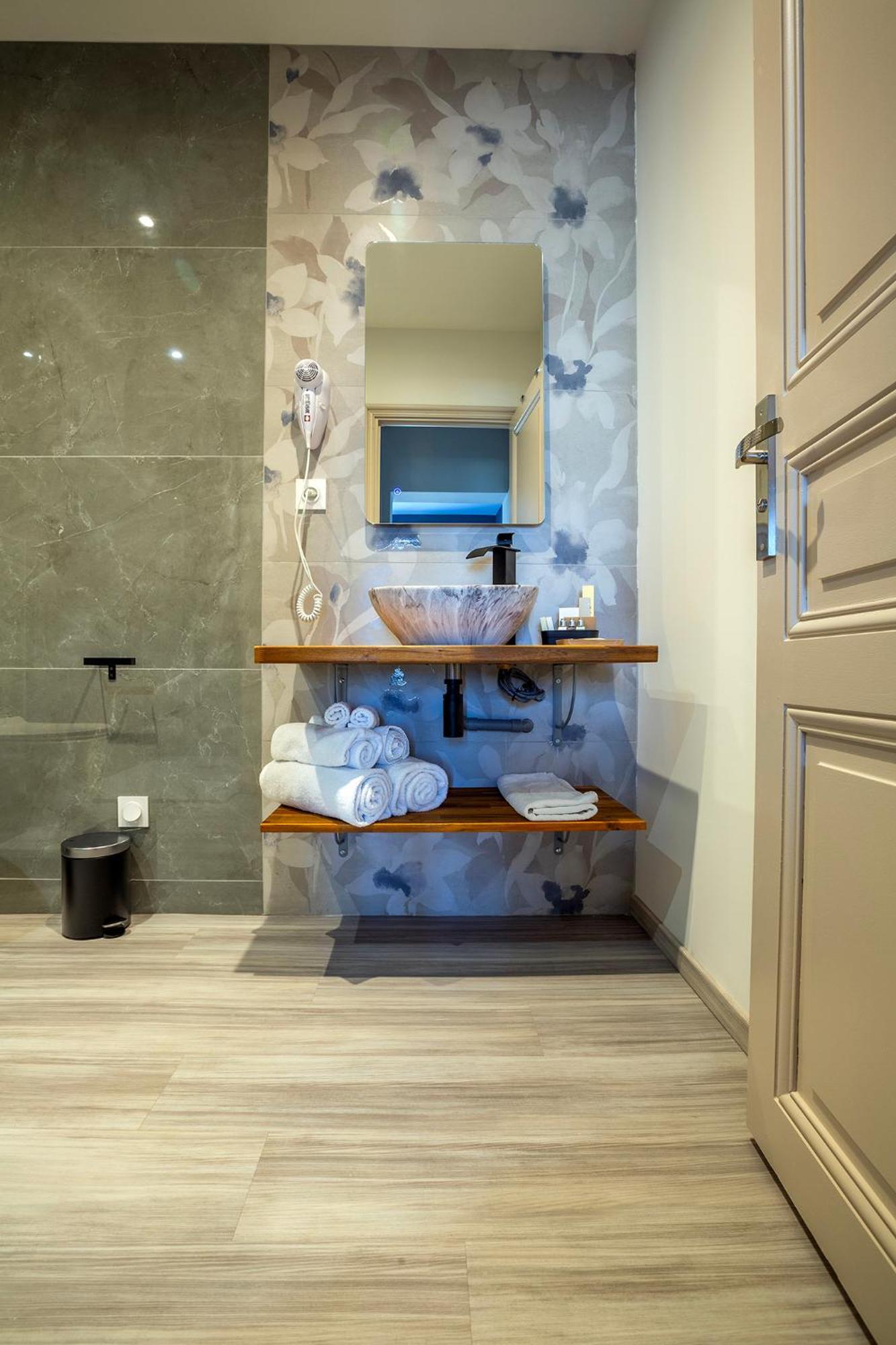 Domaine De La Mautanne Aparthotel Sainte-Tulle Kültér fotó