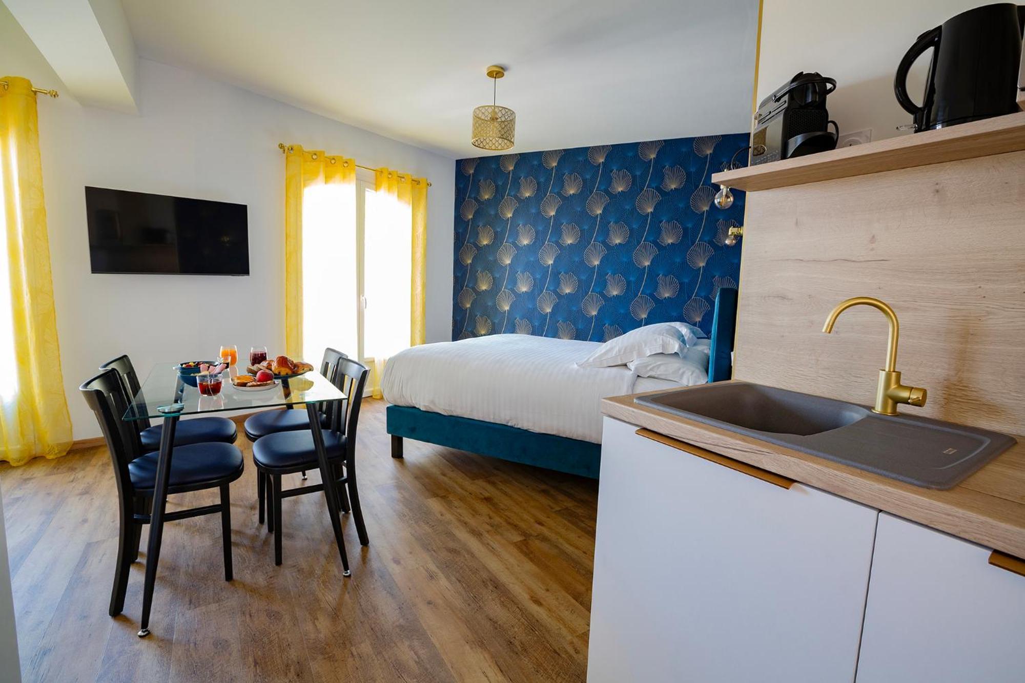 Domaine De La Mautanne Aparthotel Sainte-Tulle Kültér fotó